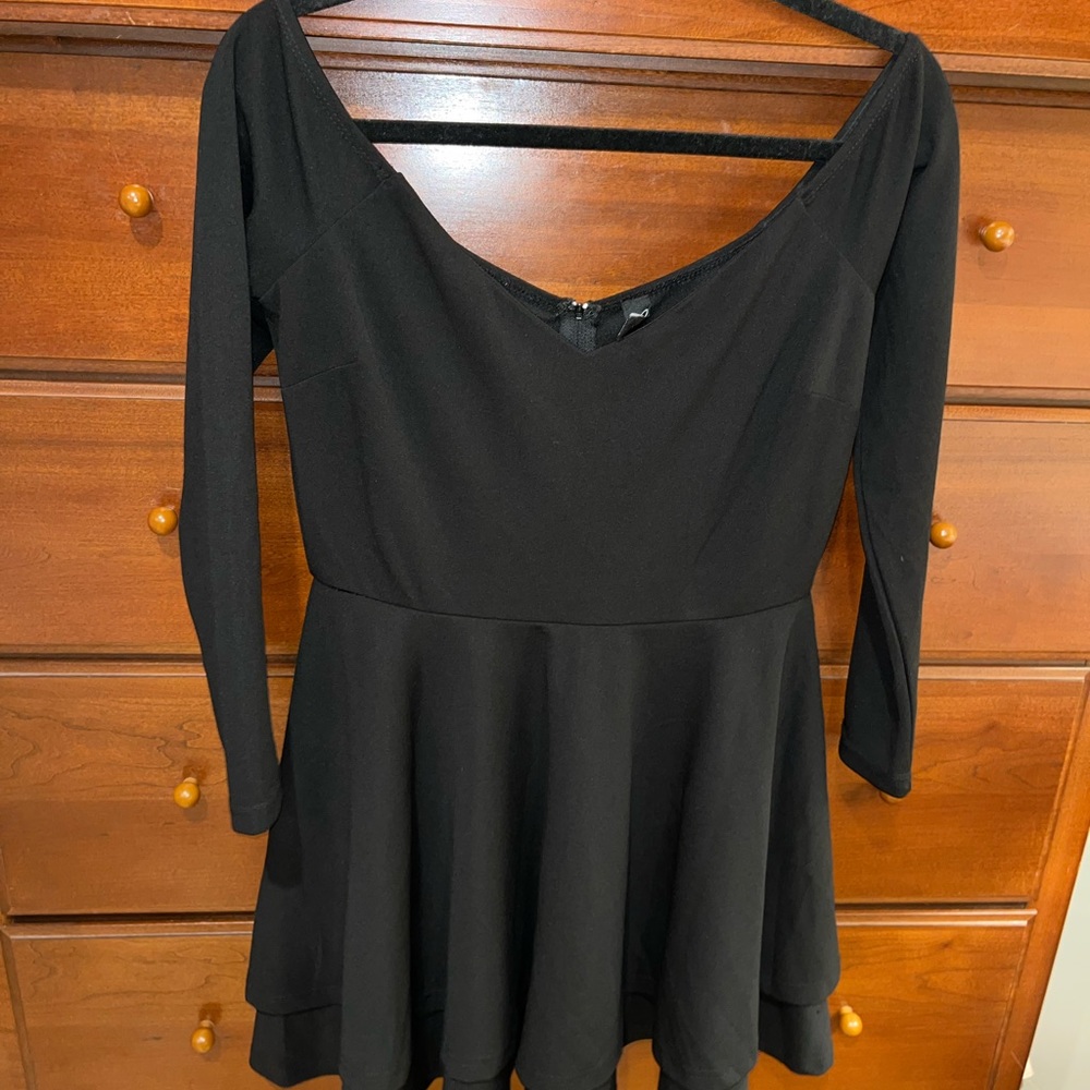Skater black off the shoulder semi mini dress Windsor medium